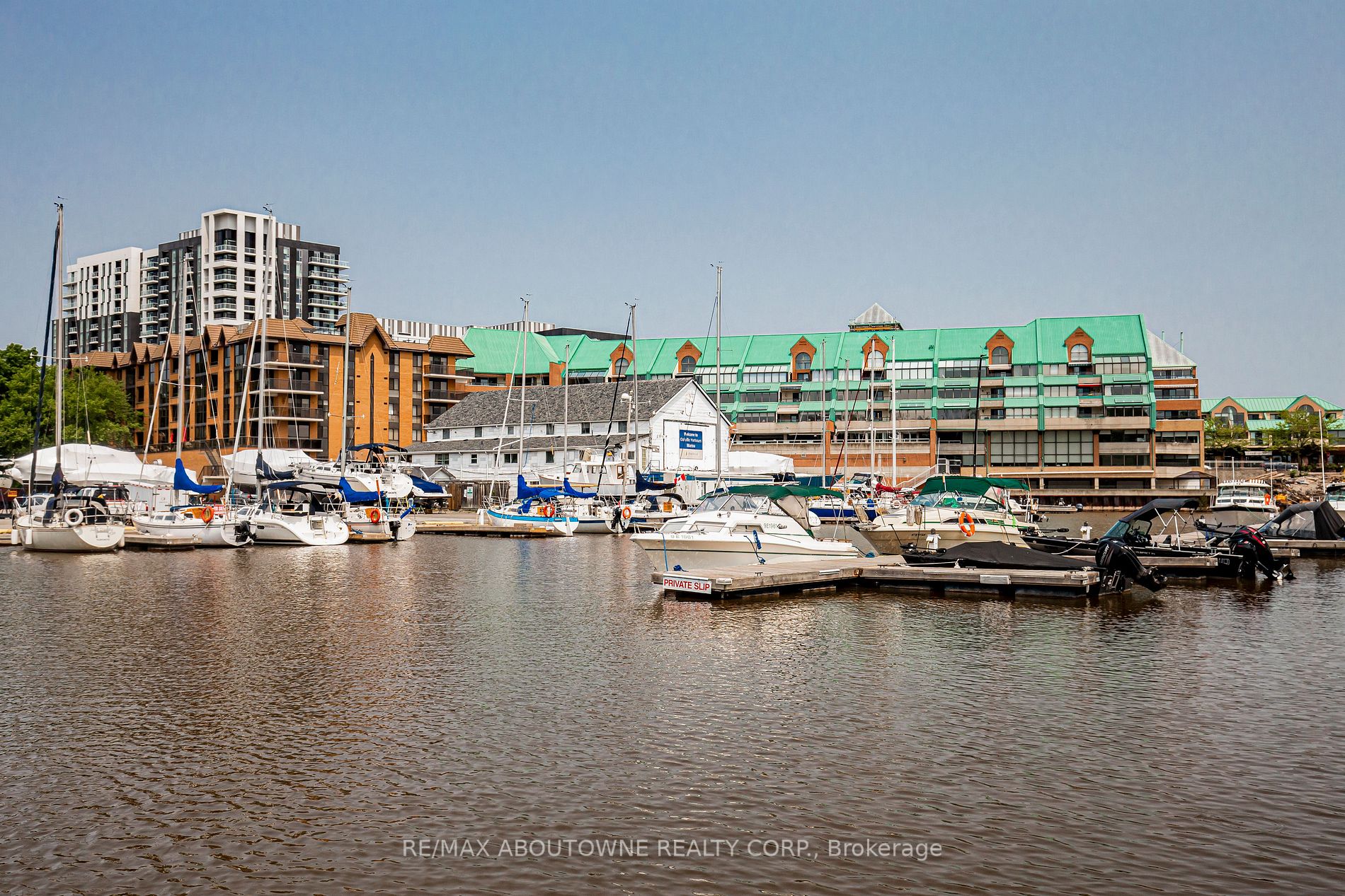 Listing W6036780 - Large Photo # 1