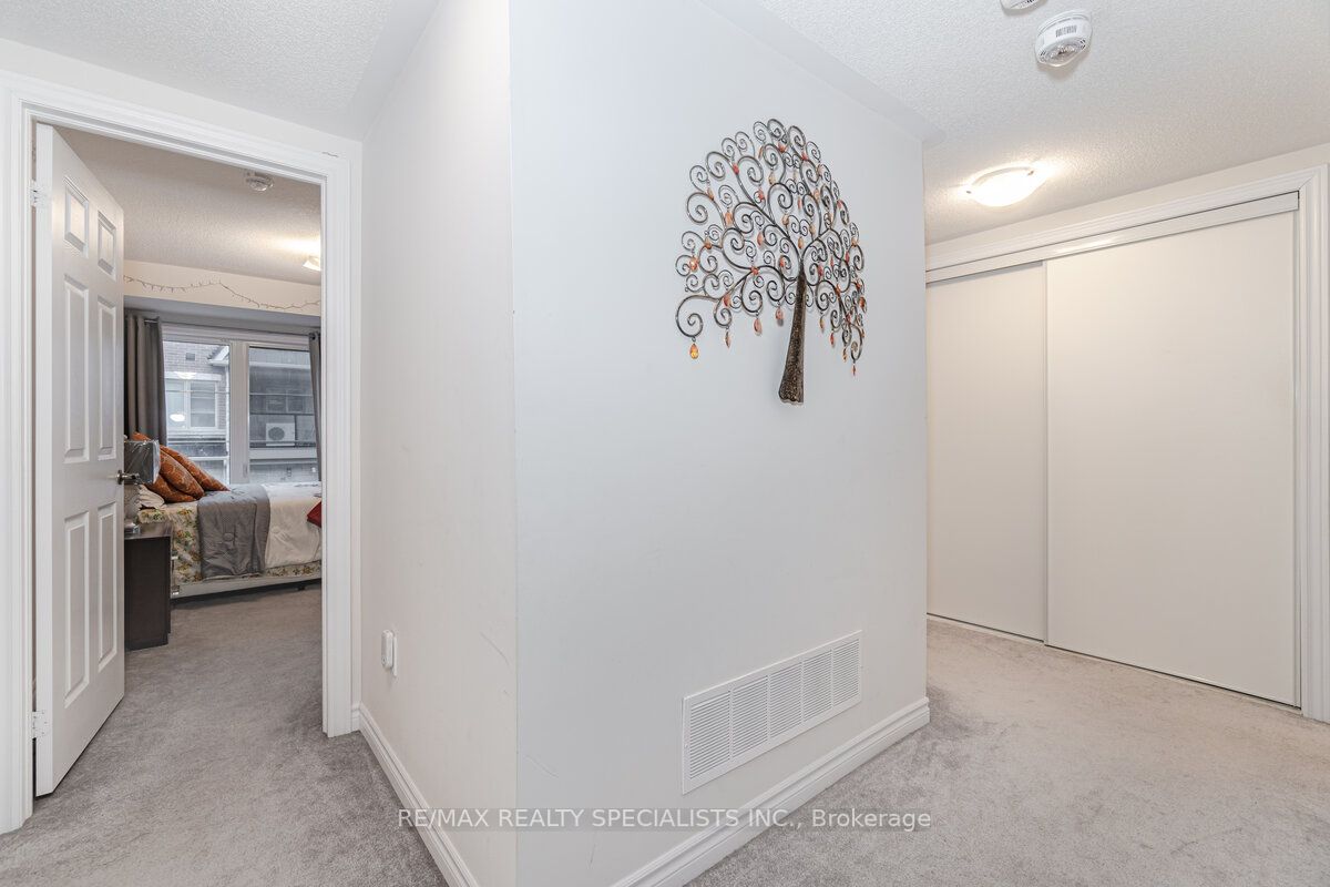 200 Veterans Dr, #123