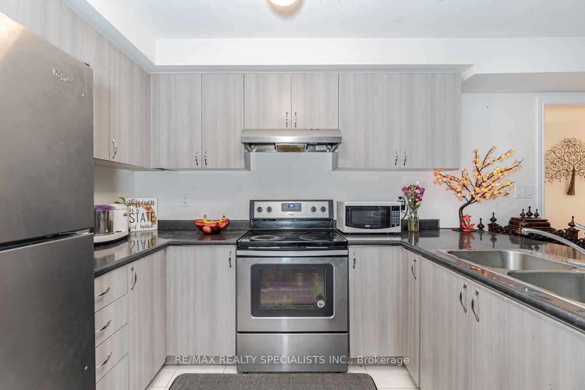 200 Veterans Dr, #123