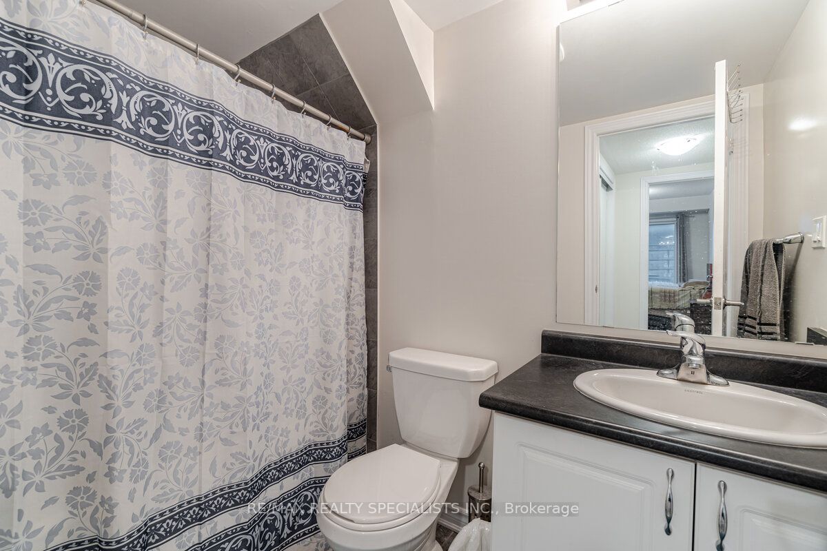 200 Veterans Dr, #123