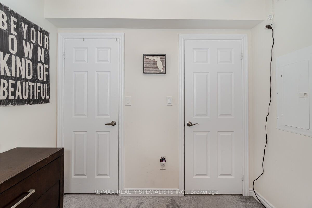 200 Veterans Dr, #123