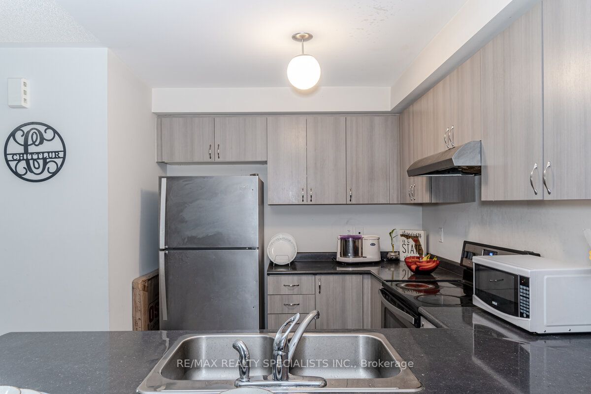 200 Veterans Dr, #123