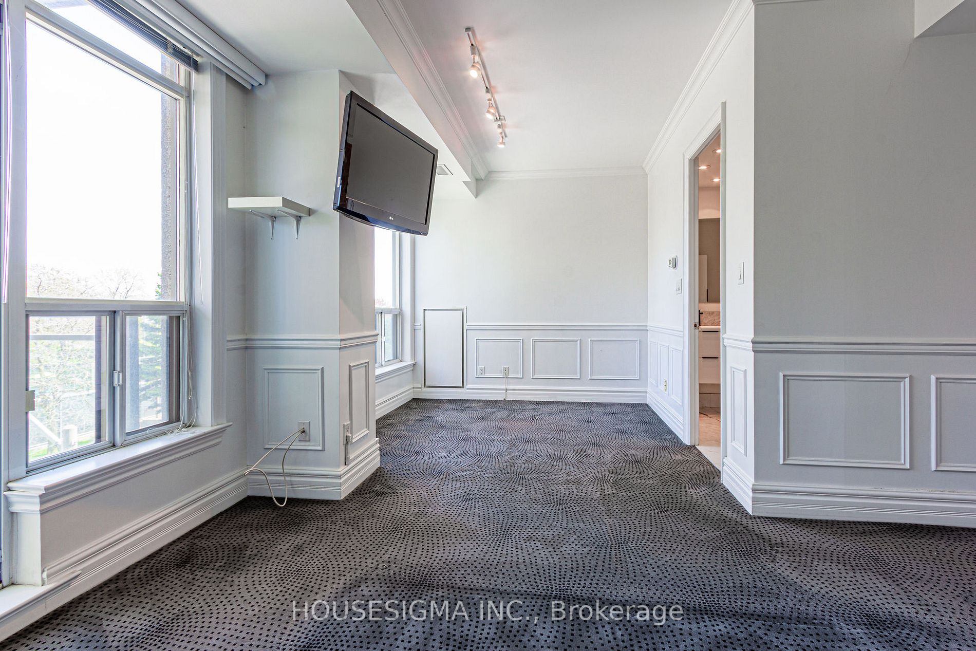 Listing W6037232 - Large Photo # 23