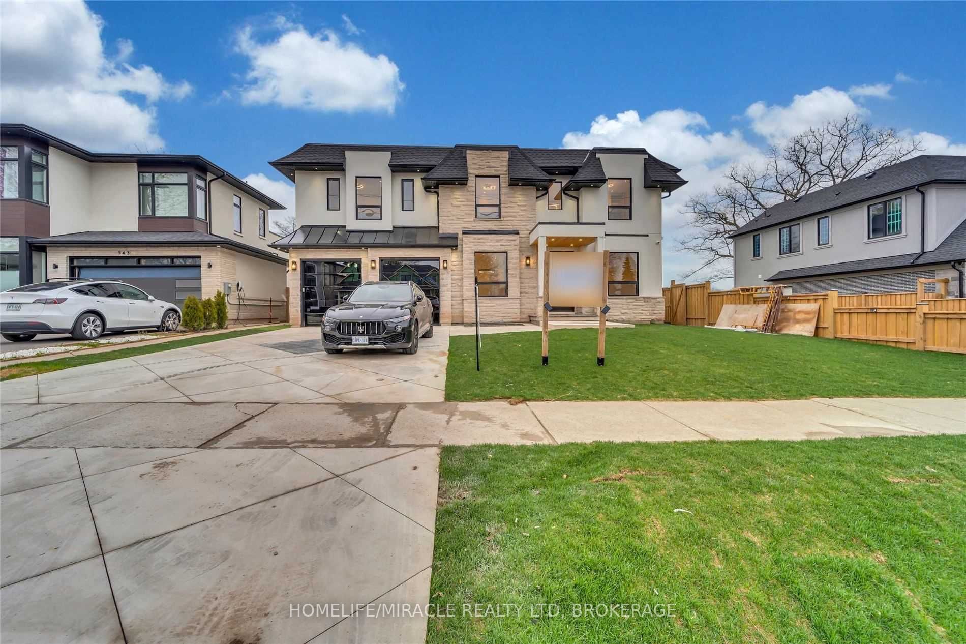 537 Warminster Dr