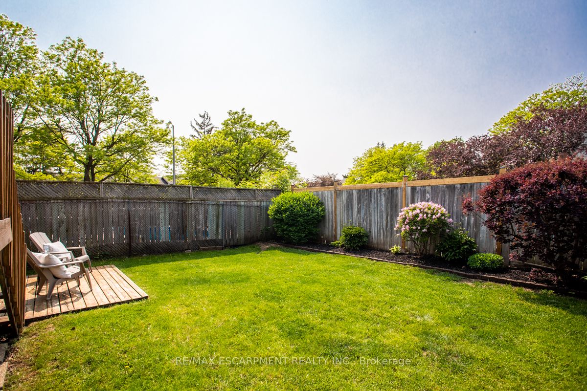 703 Briar Cres