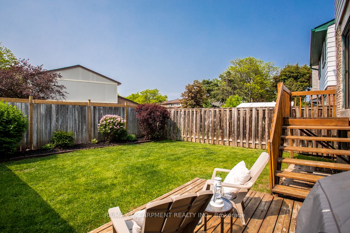 703 Briar Cres