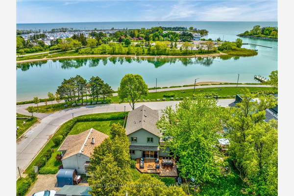 659 Beach St, Mississauga