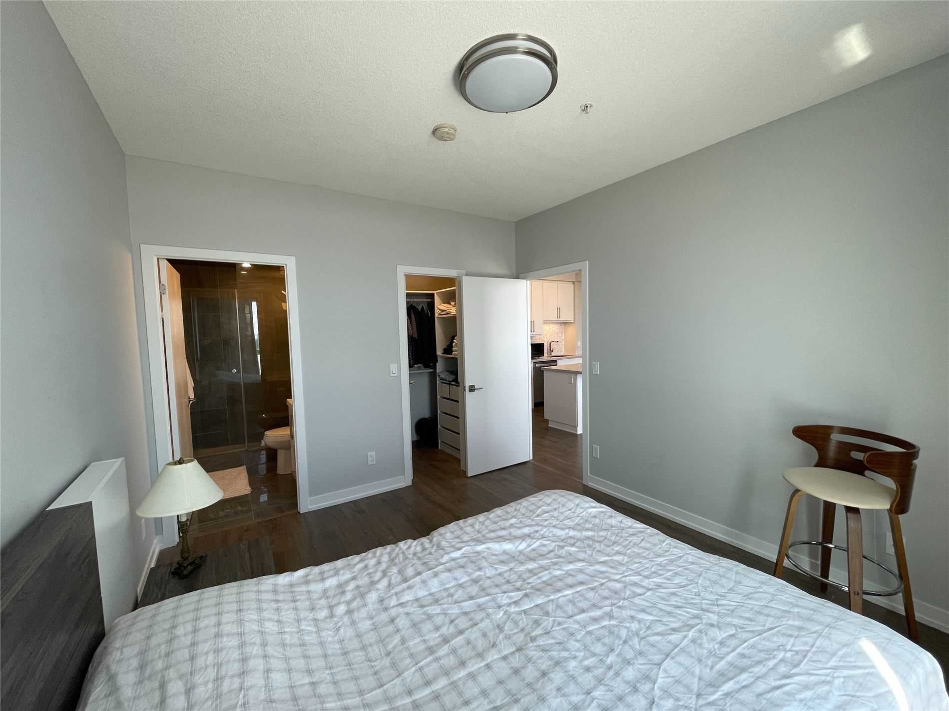 2093 Fairview Street, #904
