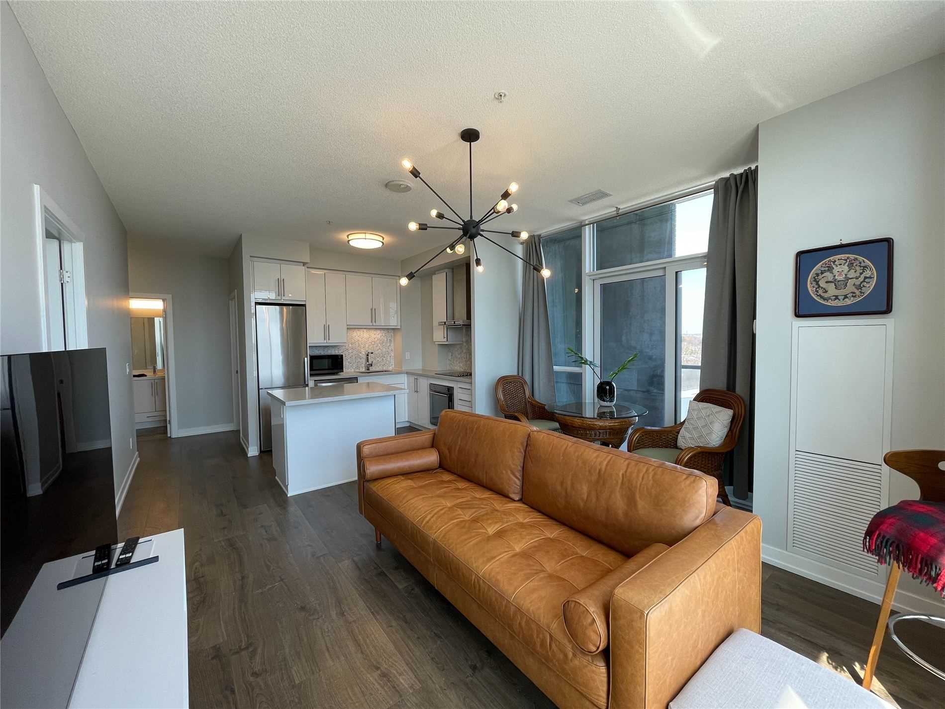 2093 Fairview Street, #904