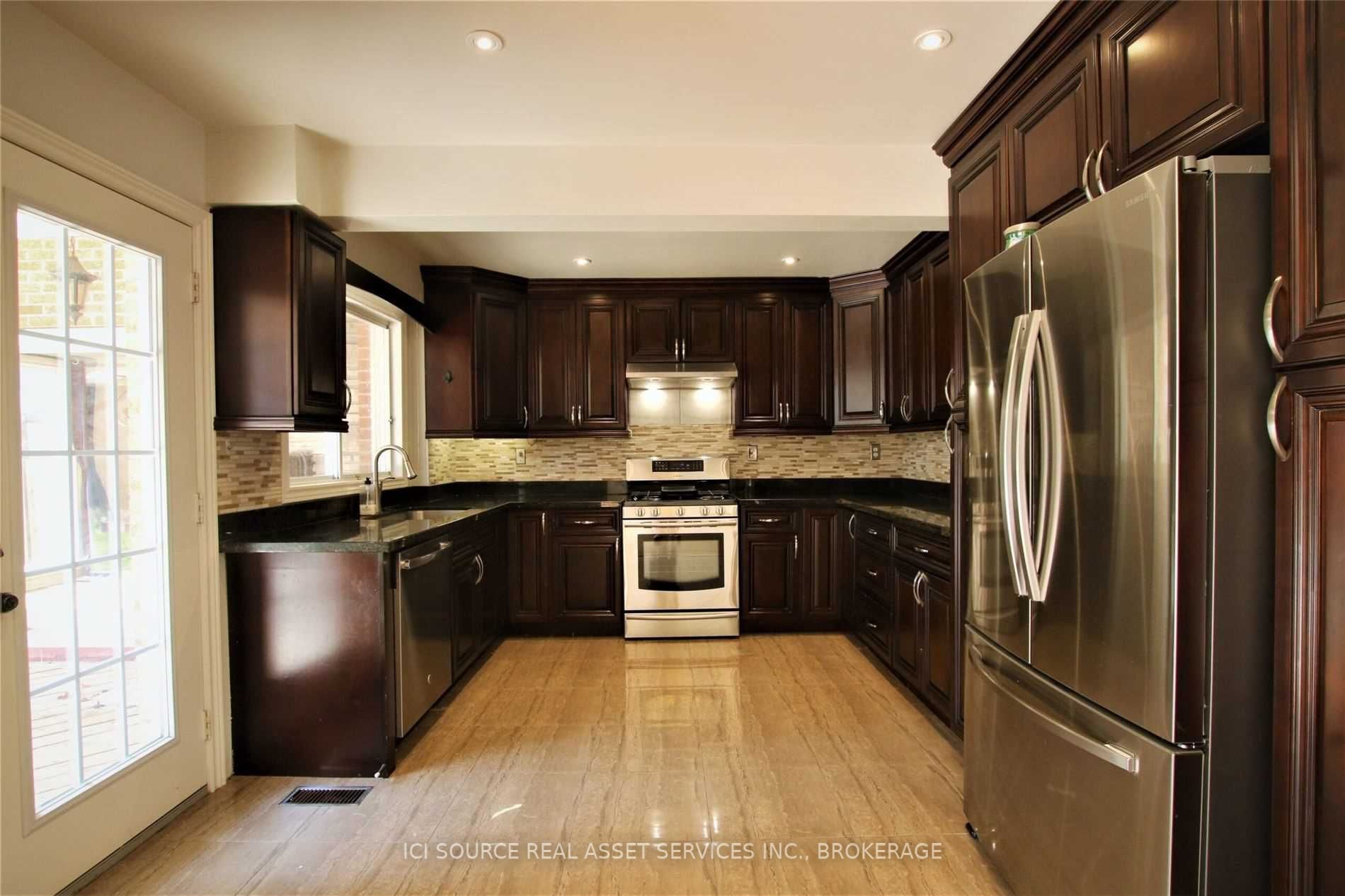 1200 Birchview Drive