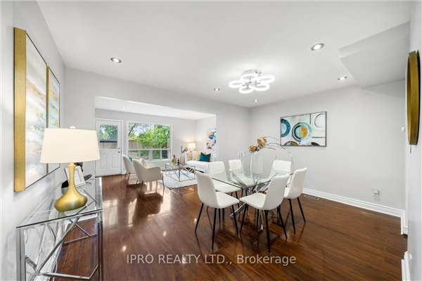 3665 Flamewood Dr, Mississauga