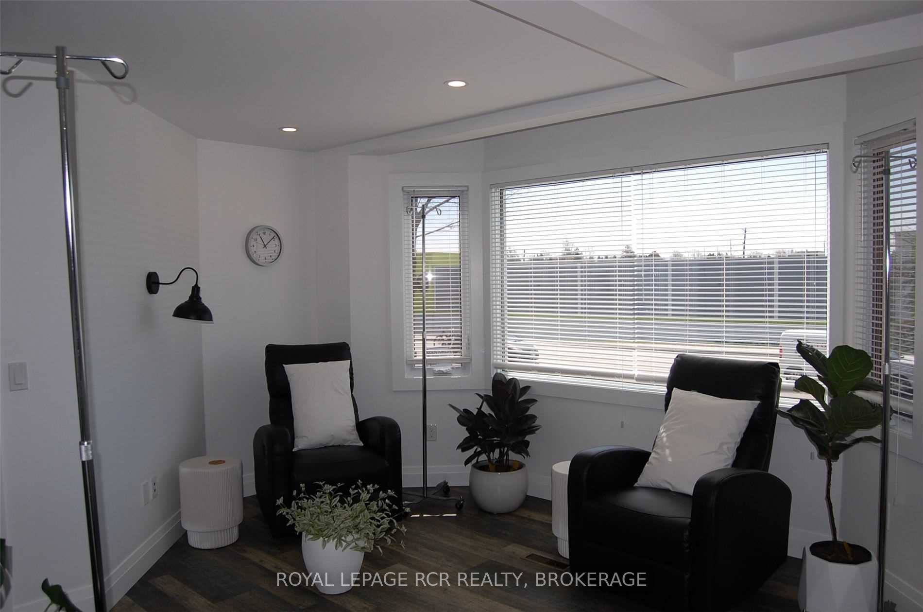 Listing W6038527 - Large Photo # 3