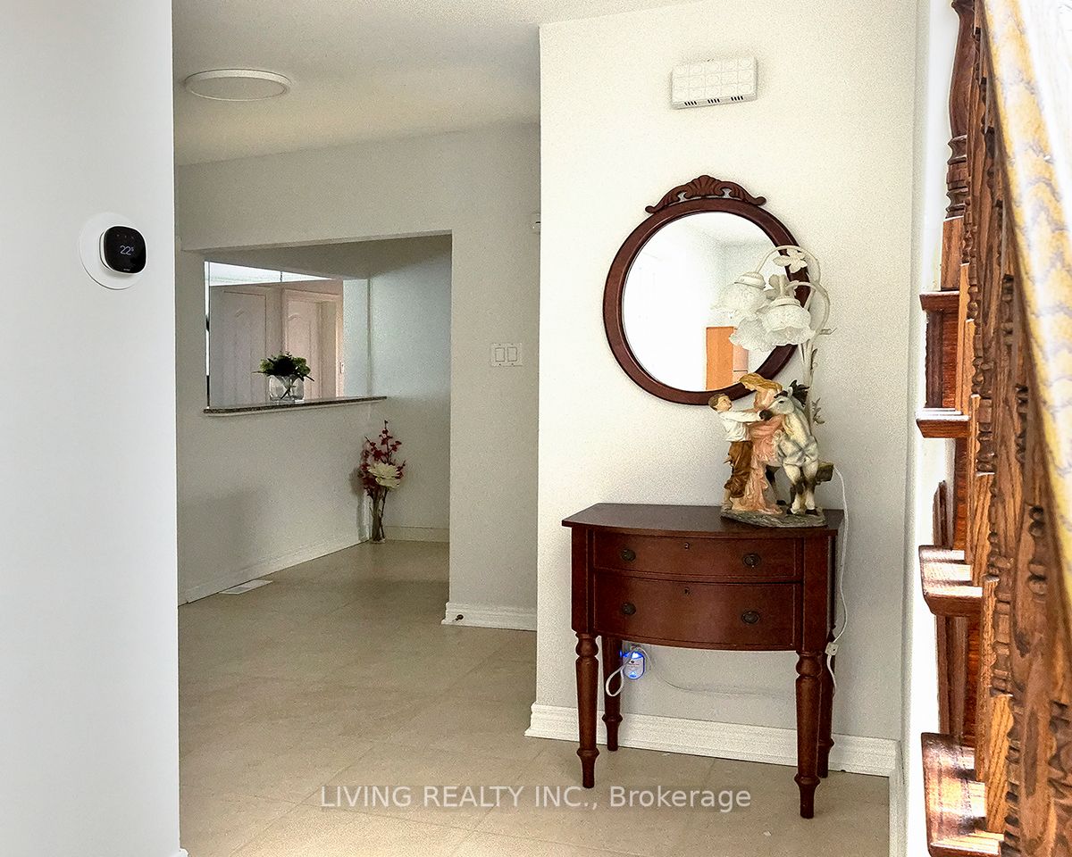 Listing W6038720 - Large Photo # 2