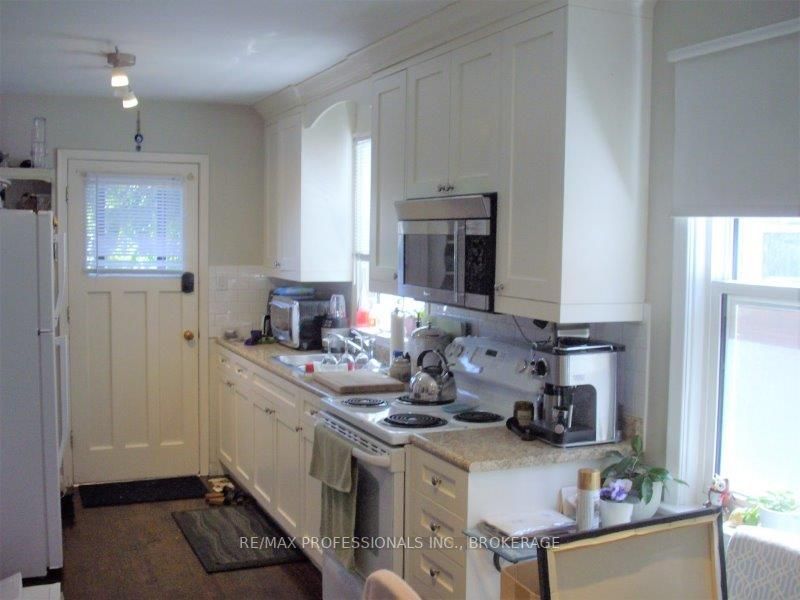 Listing W6038901 - Large Photo # 3