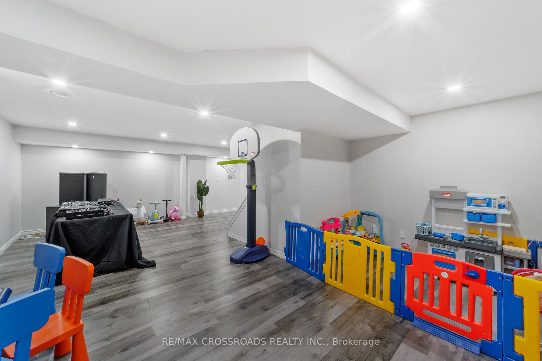 Listing W6039136 - Large Photo # 33