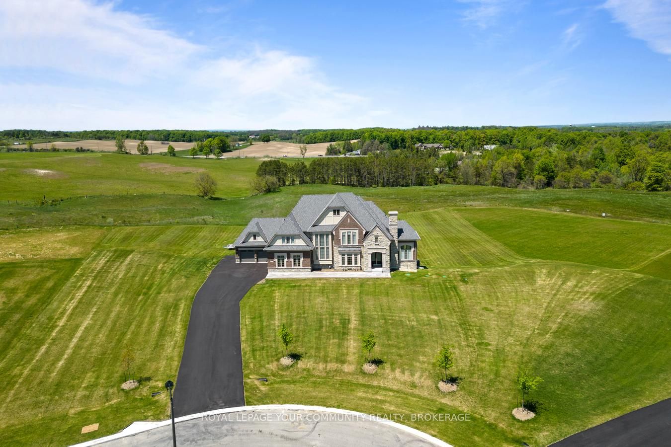 Listing W6039239 - Large Photo # 1