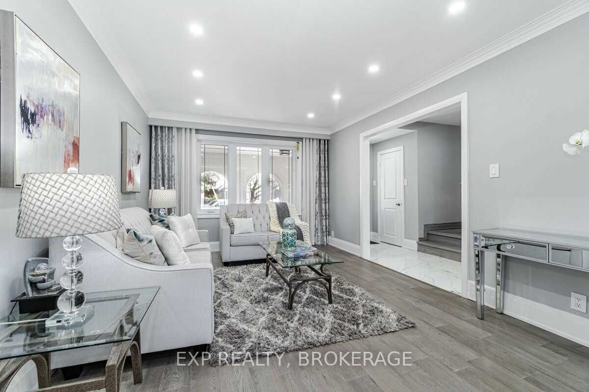 90A Bicknell Avenue