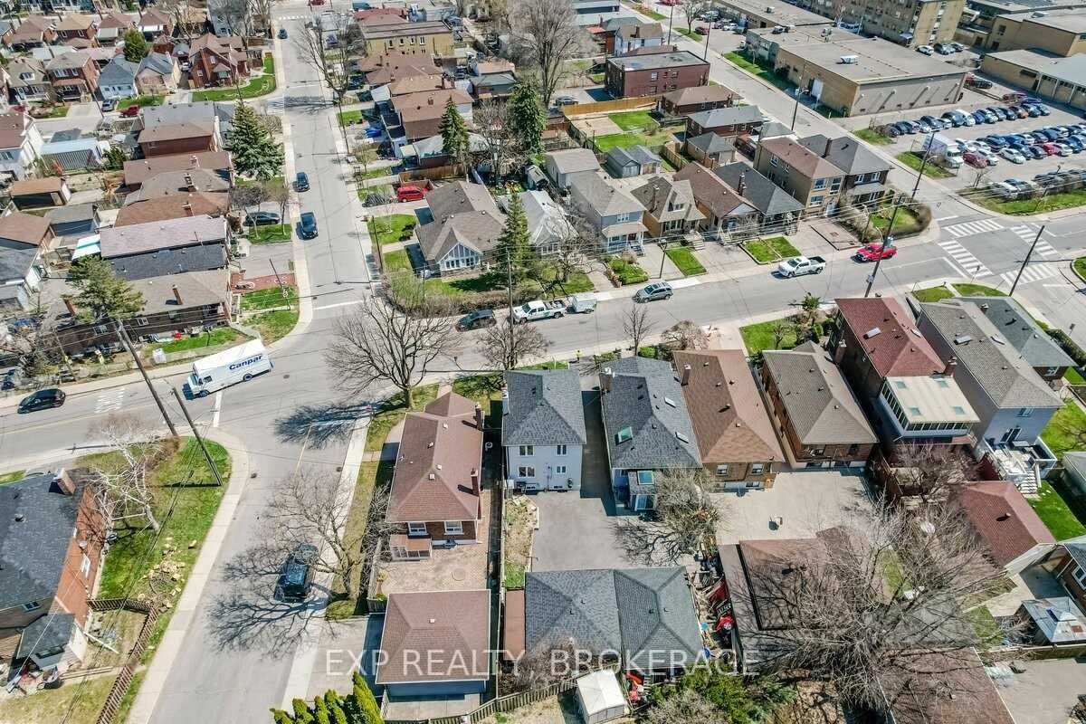 90A Bicknell Avenue