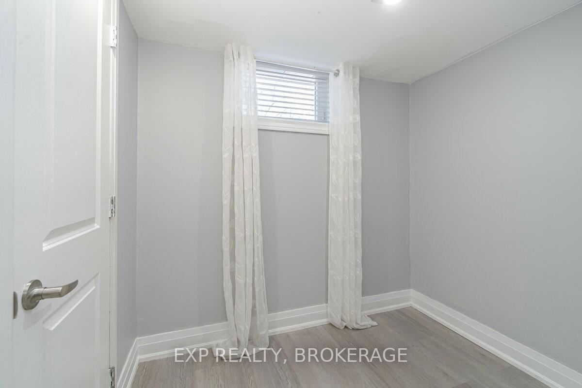 90A Bicknell Avenue