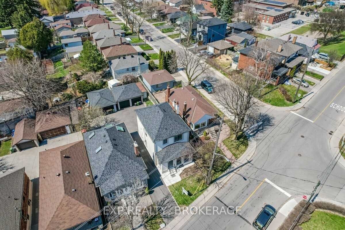 90A Bicknell Avenue
