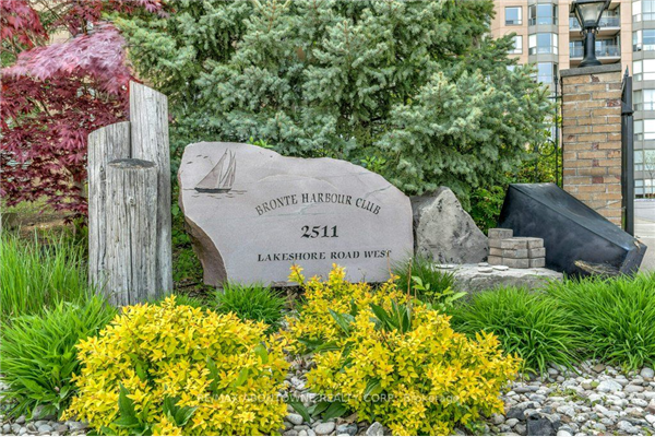 2511 Lakeshore Rd W, Oakville