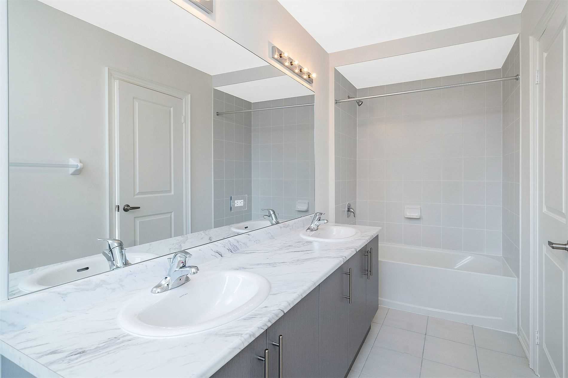 12 Queenpost Dr, #38