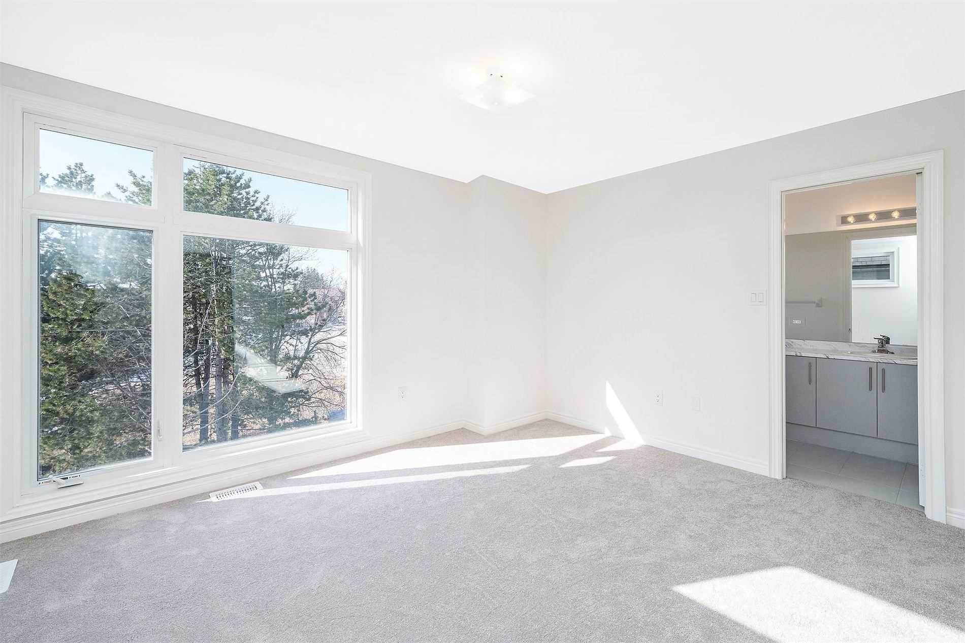 12 Queenpost Dr, #38
