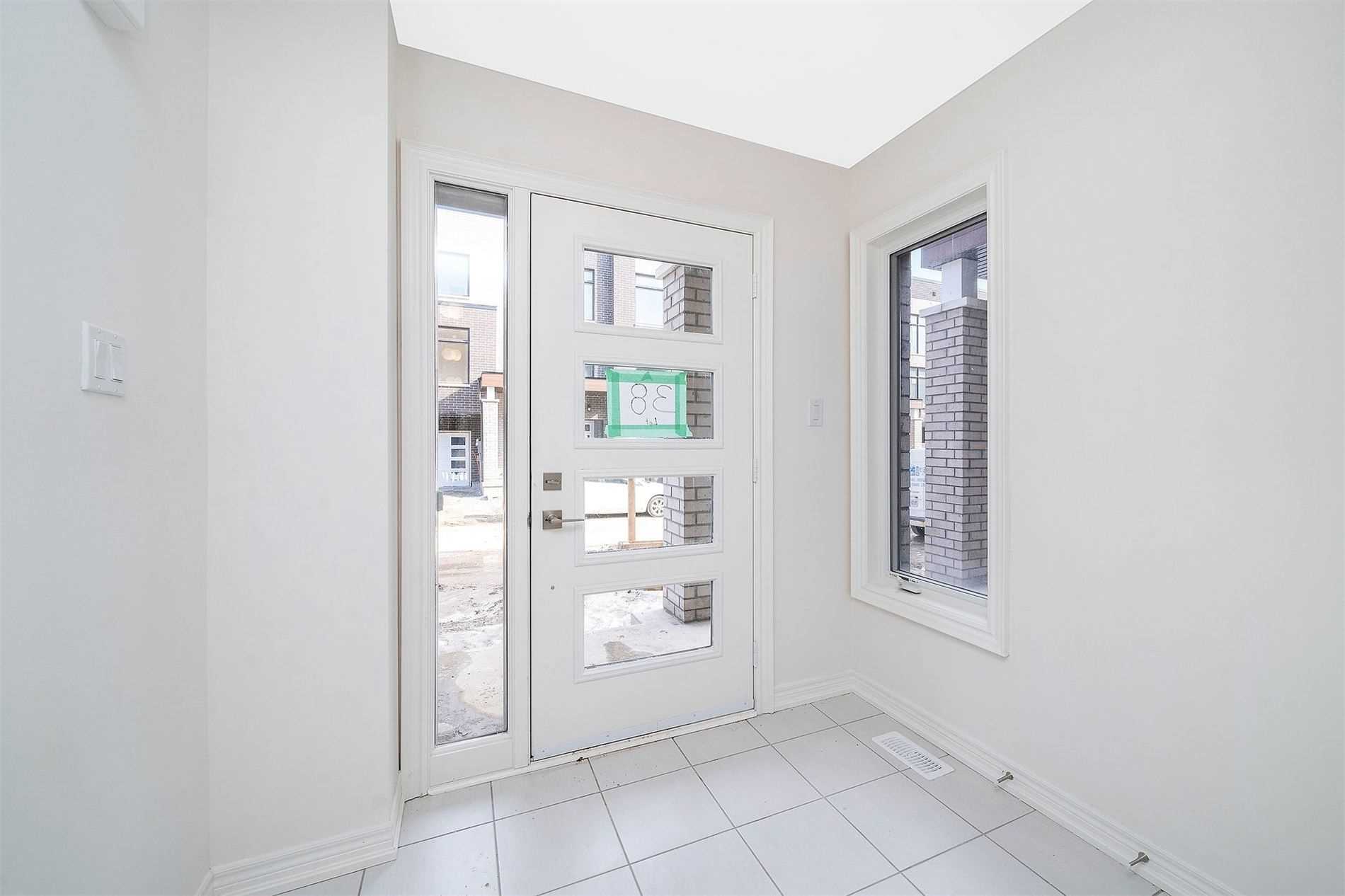 12 Queenpost Dr, #38