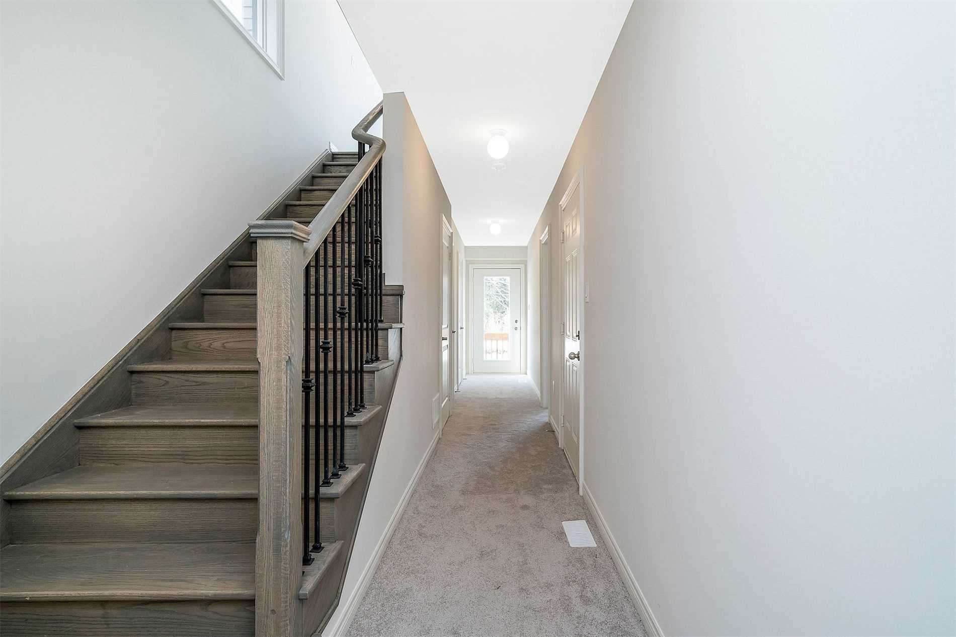 12 Queenpost Dr, #38