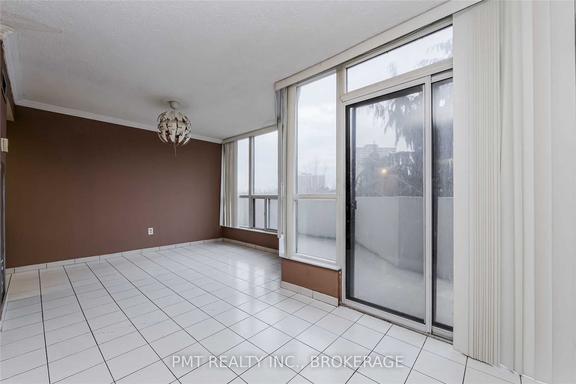 Listing W6040133 - Large Photo # 11