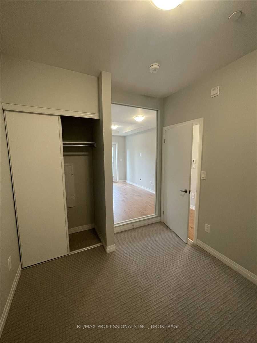 402 The East Mall, #213