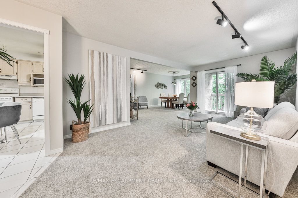Listing W6040552 - Large Photo # 15