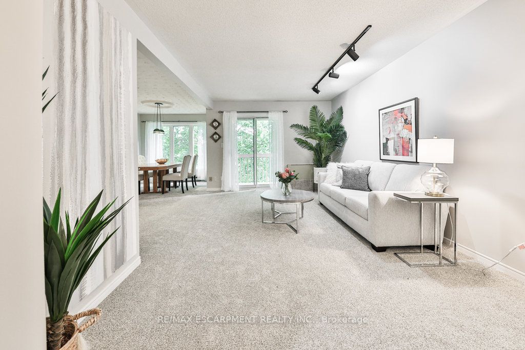 Listing W6040552 - Large Photo # 16