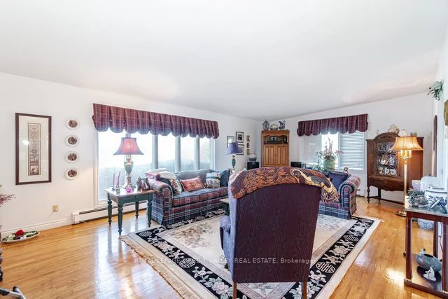 Listing W6040692 - Large Photo # 7