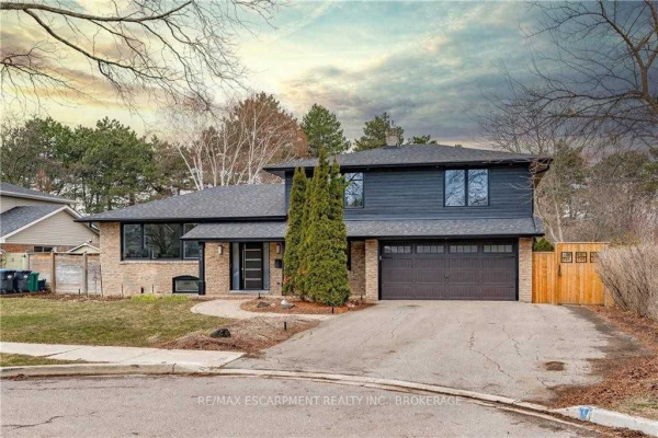 803 Caldwell Ave, Mississauga