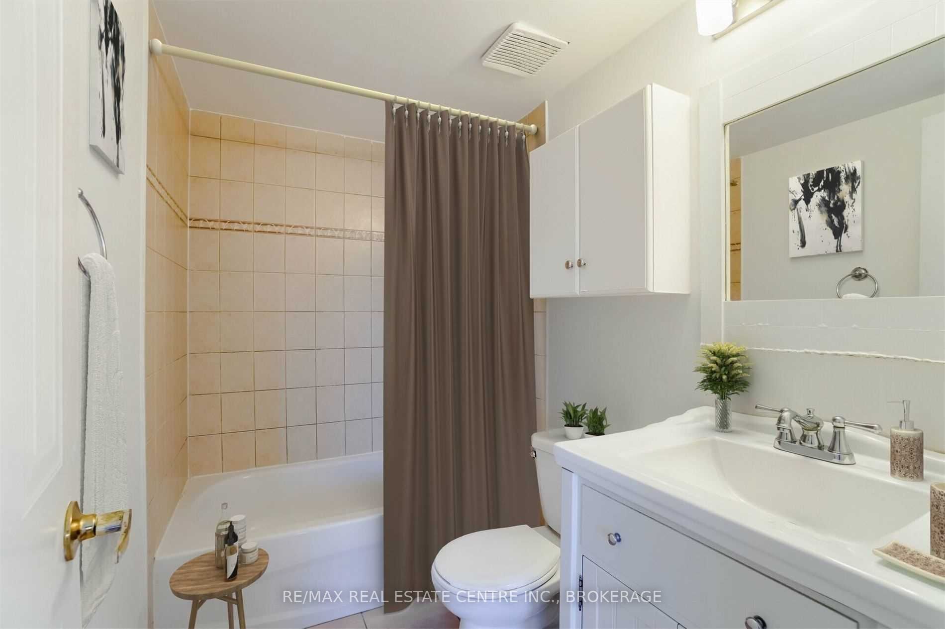 Listing W6040849 - Large Photo # 18