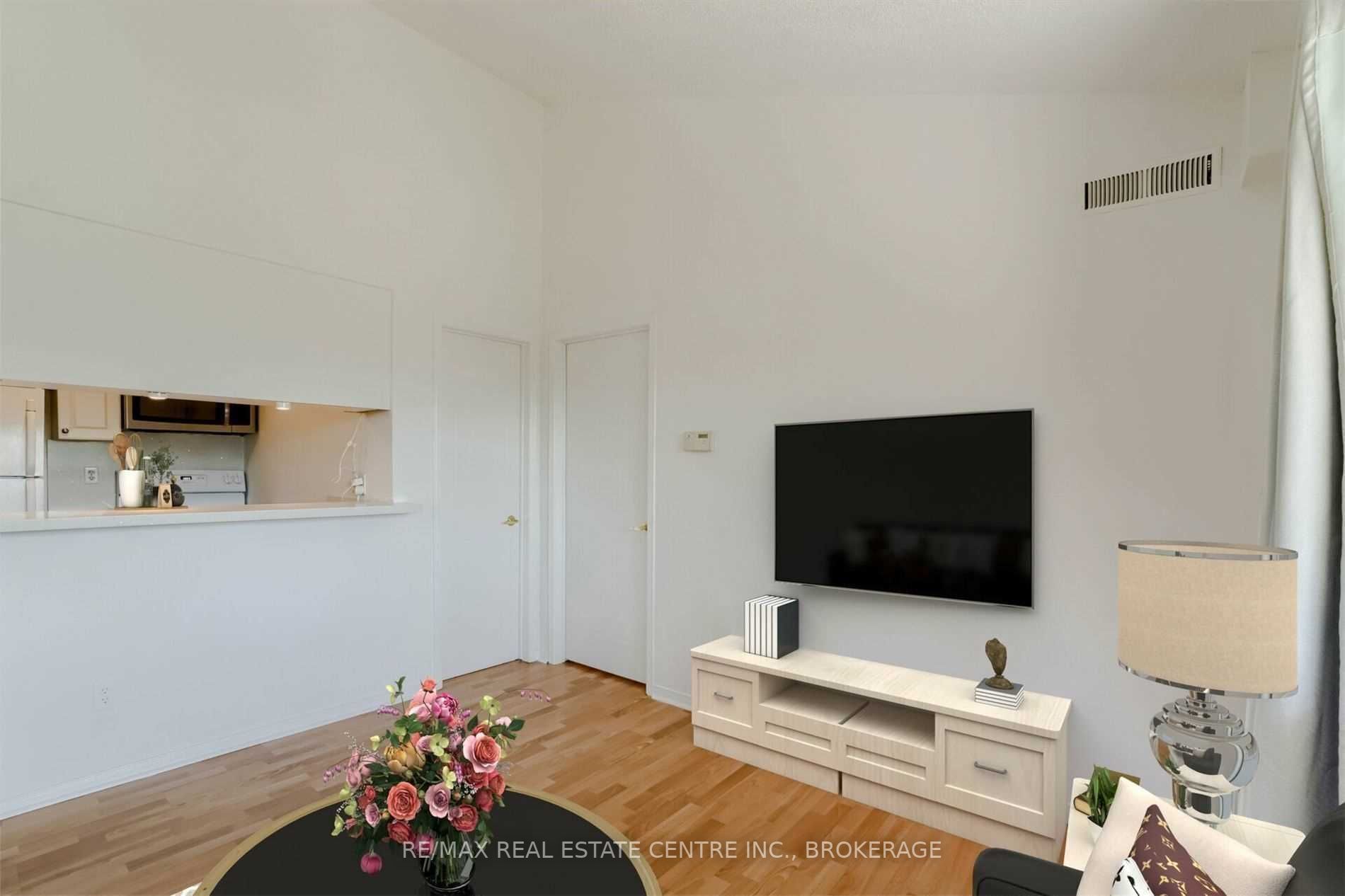 Listing W6040849 - Large Photo # 16
