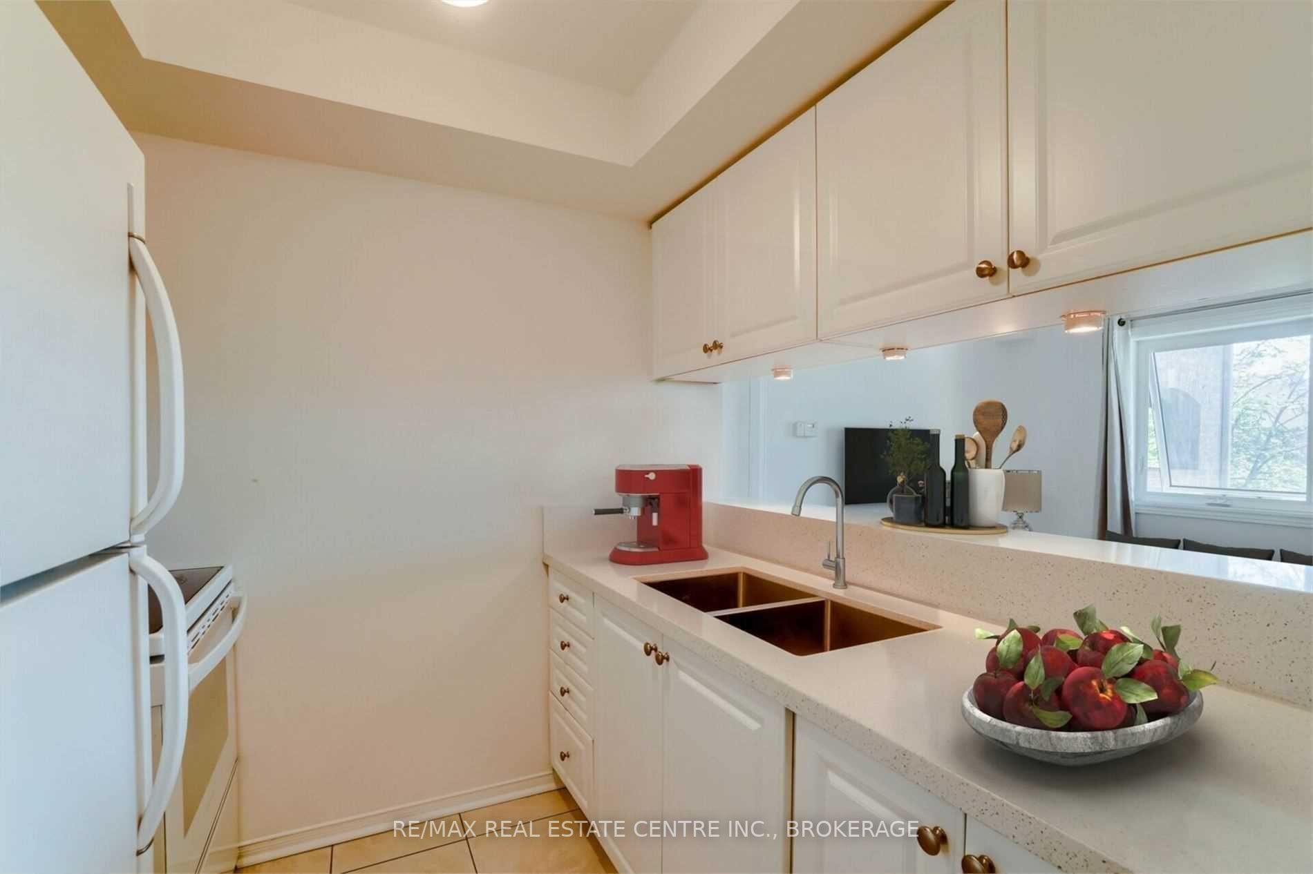 Listing W6040849 - Large Photo # 8