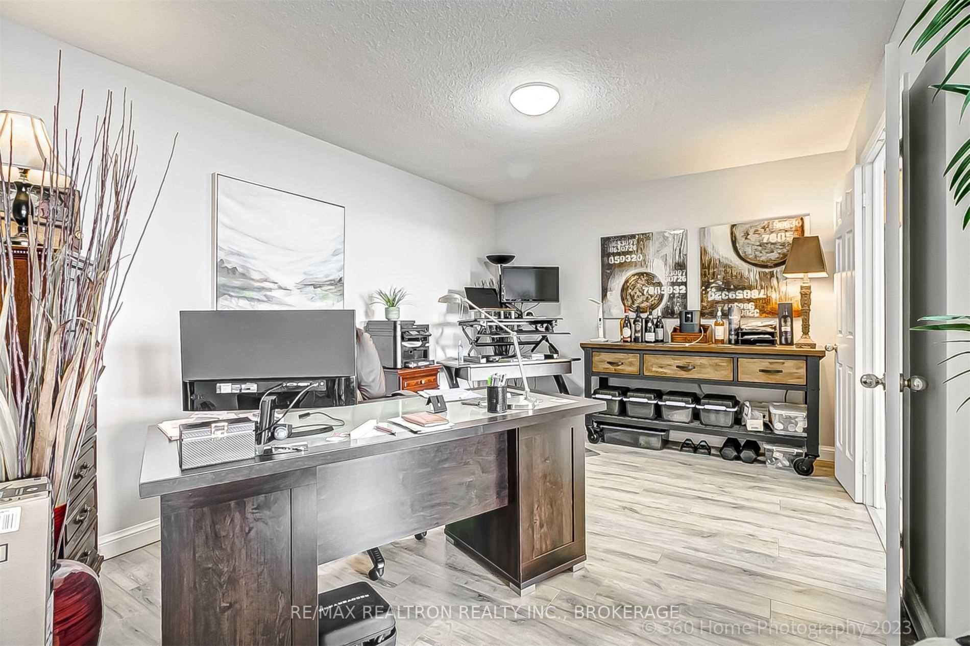 Listing W6040907 - Large Photo # 8