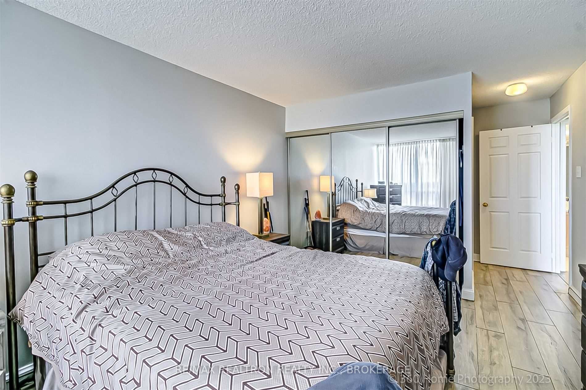 Listing W6040907 - Large Photo # 15