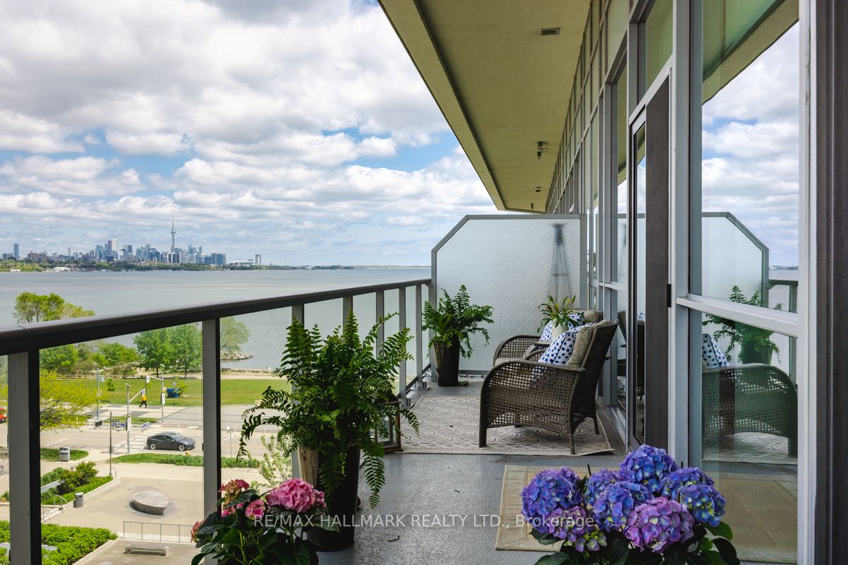 80 Marine Parade Dr, #413