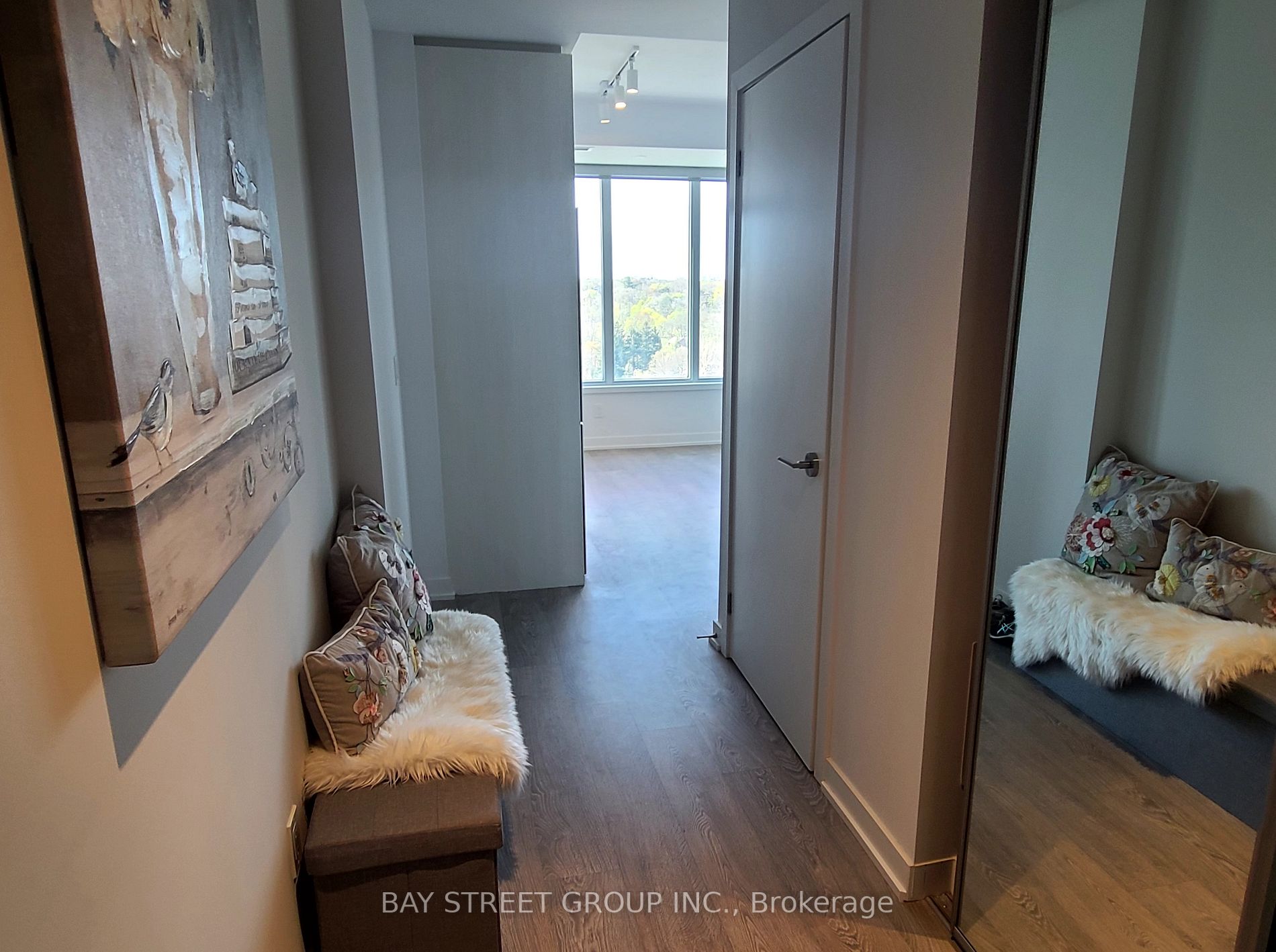 Listing W6041020 - Large Photo # 2