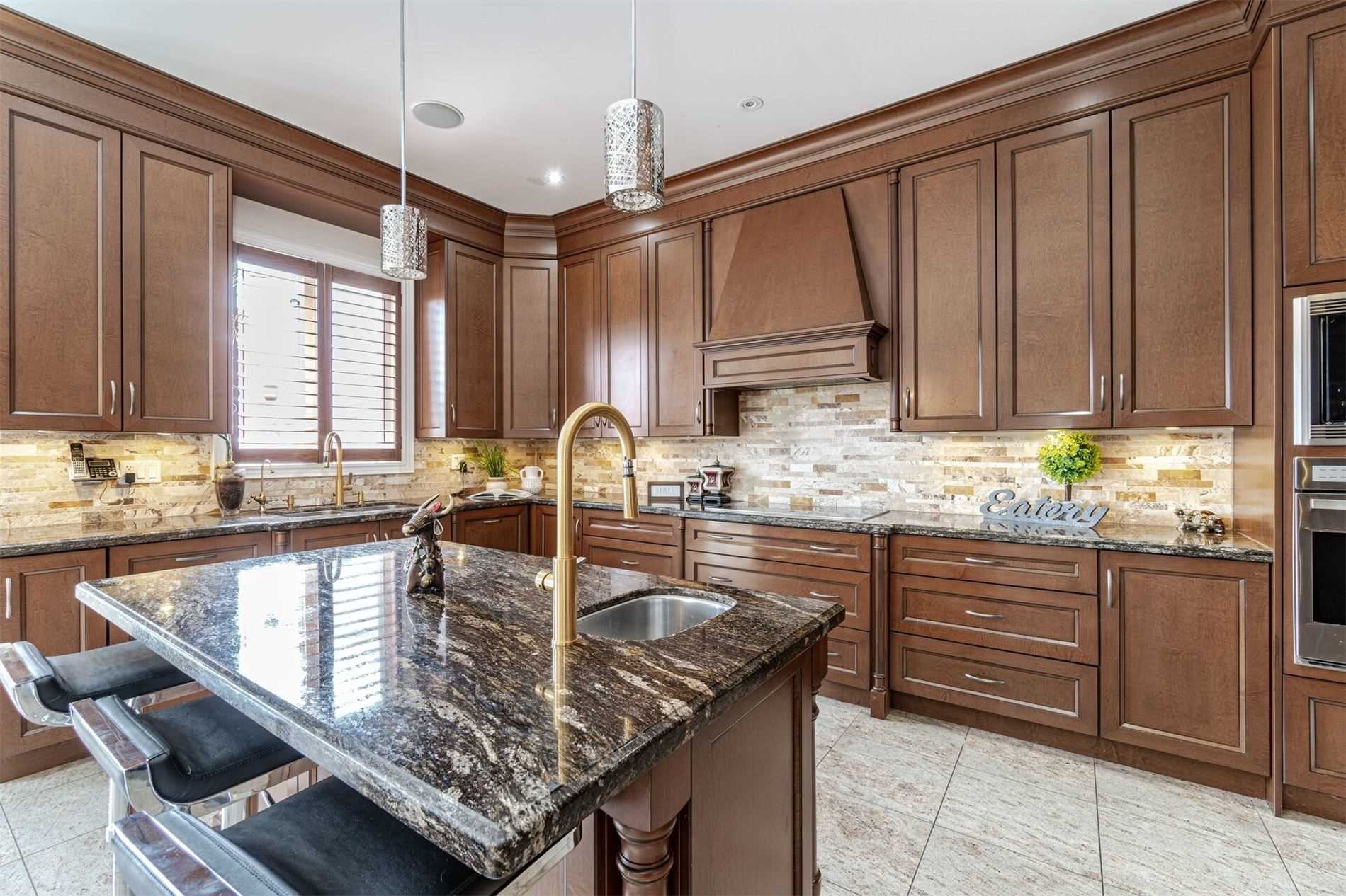 48 Maybeck Dr