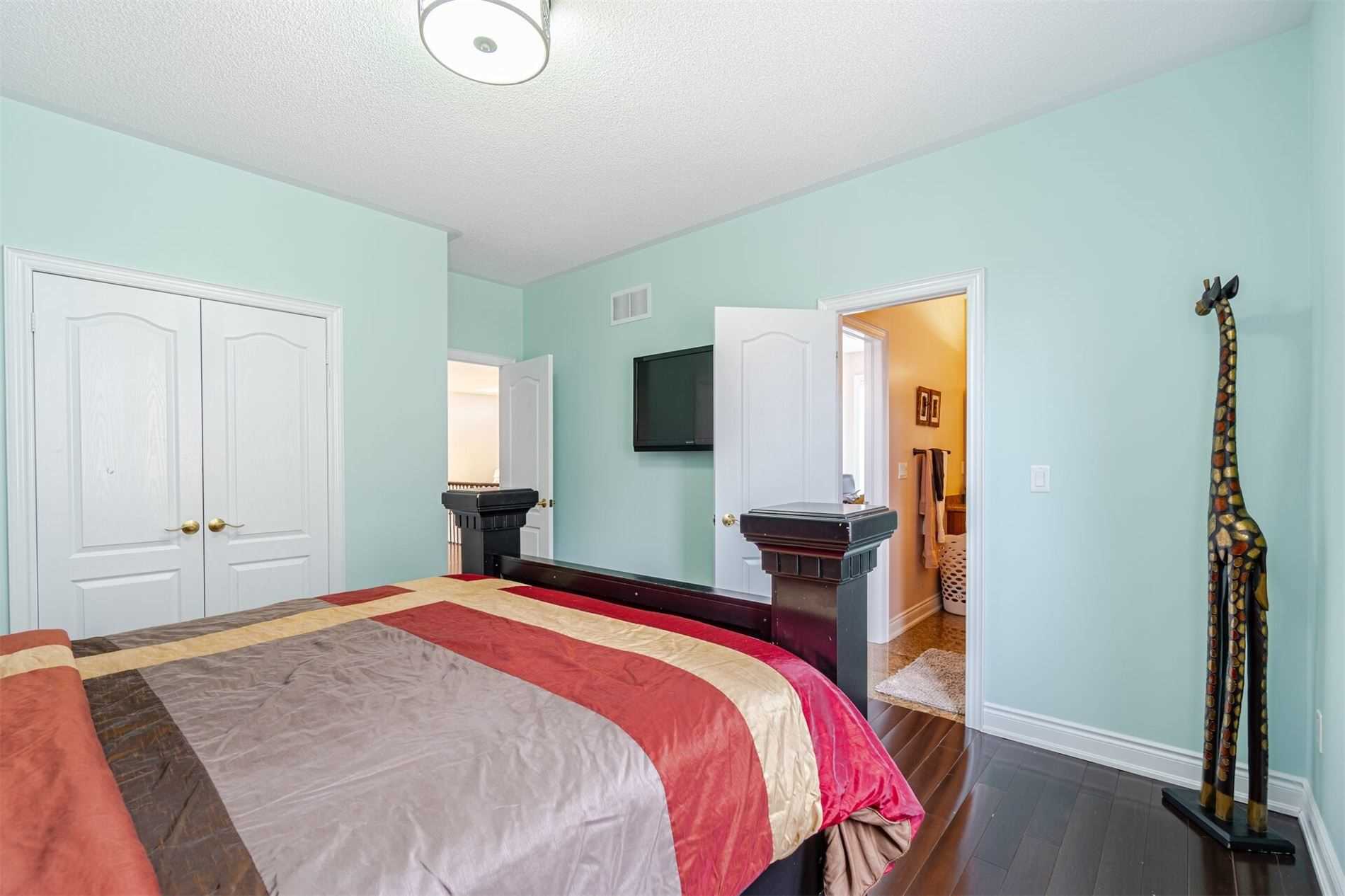 48 Maybeck Dr