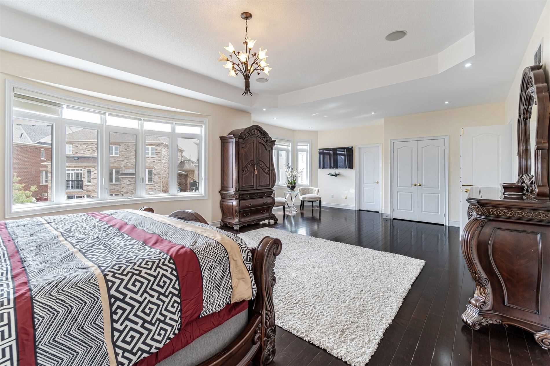48 Maybeck Dr