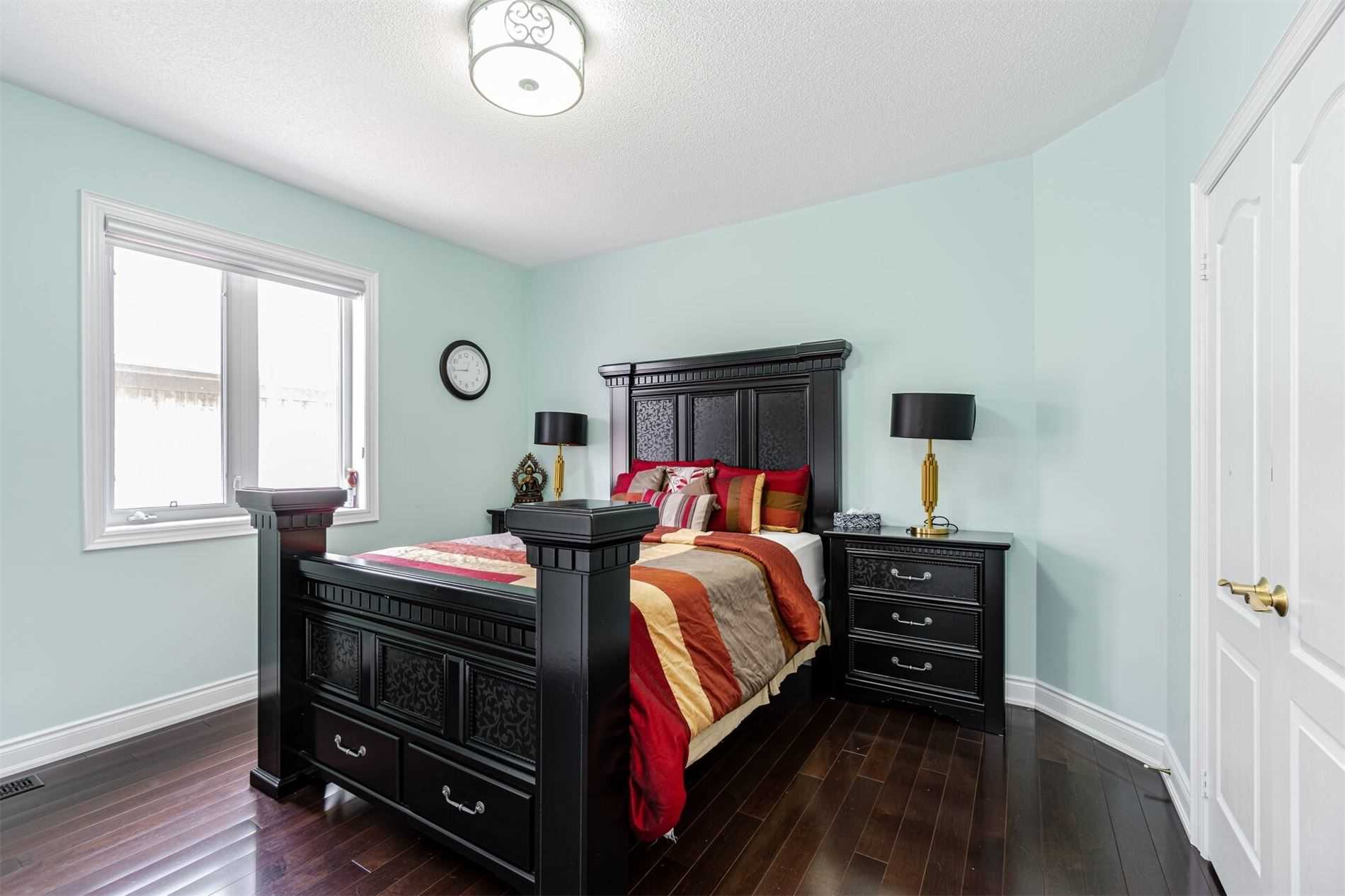 48 Maybeck Dr