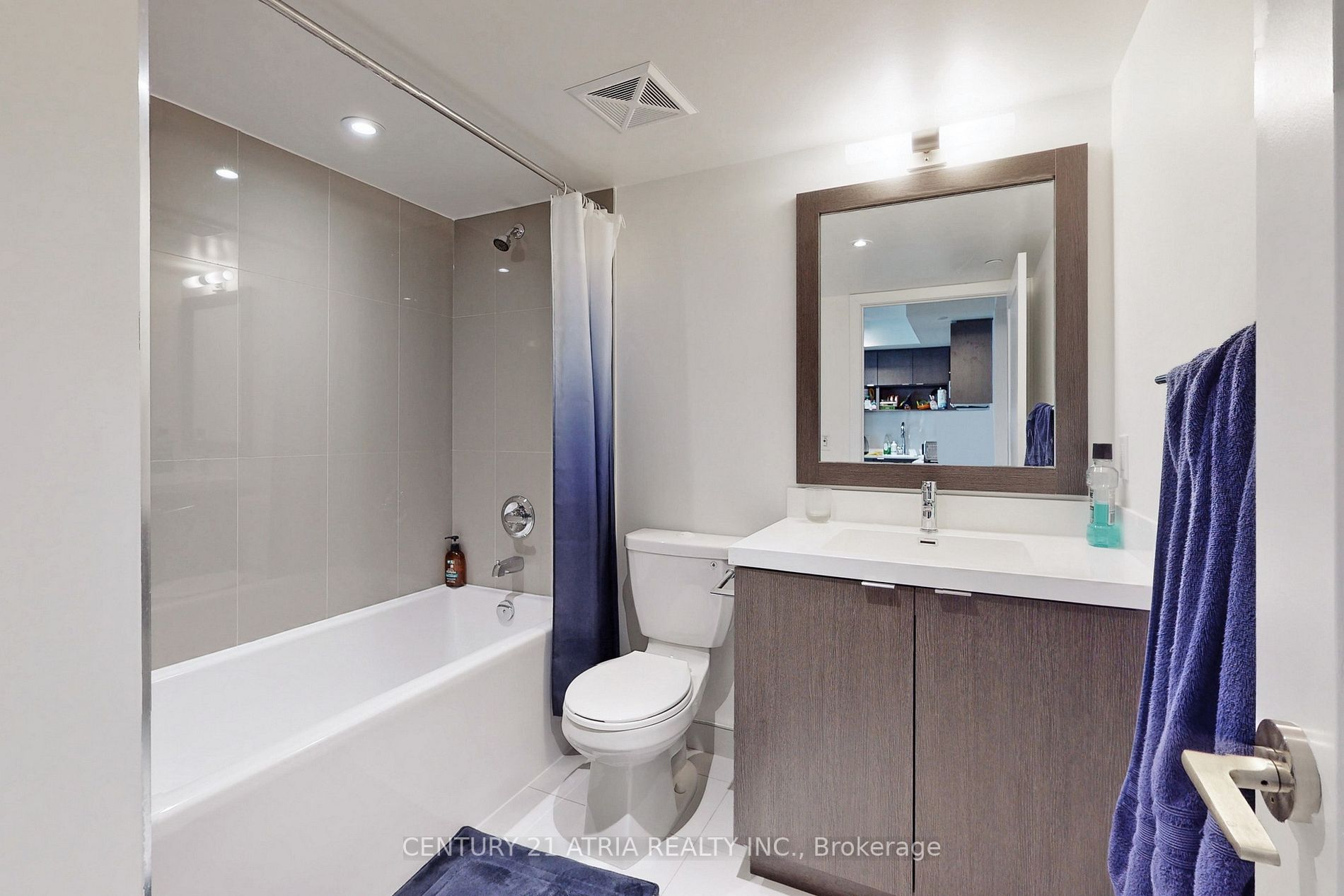 7 Mabelle Ave, #1501