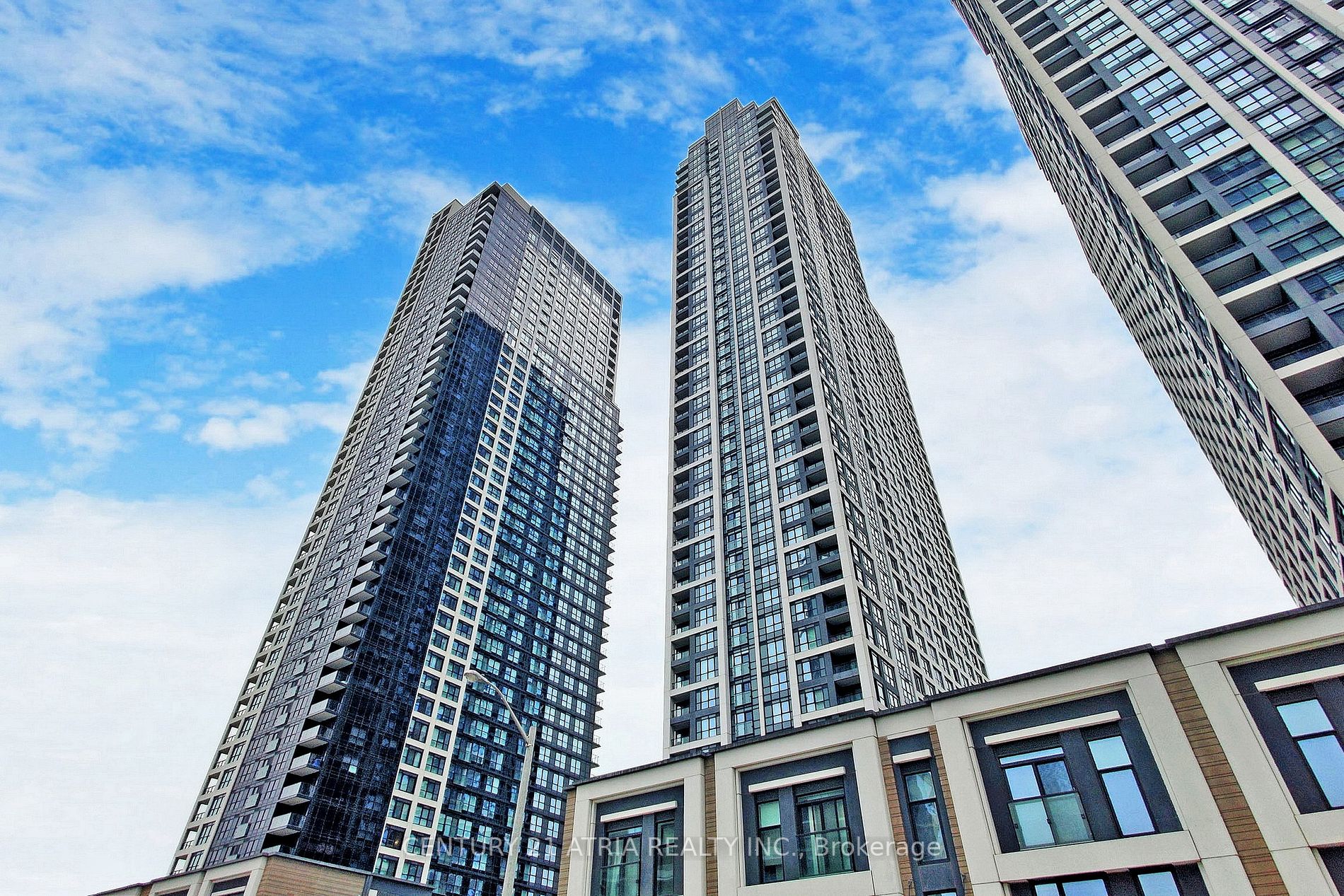 7 Mabelle Ave, #1501