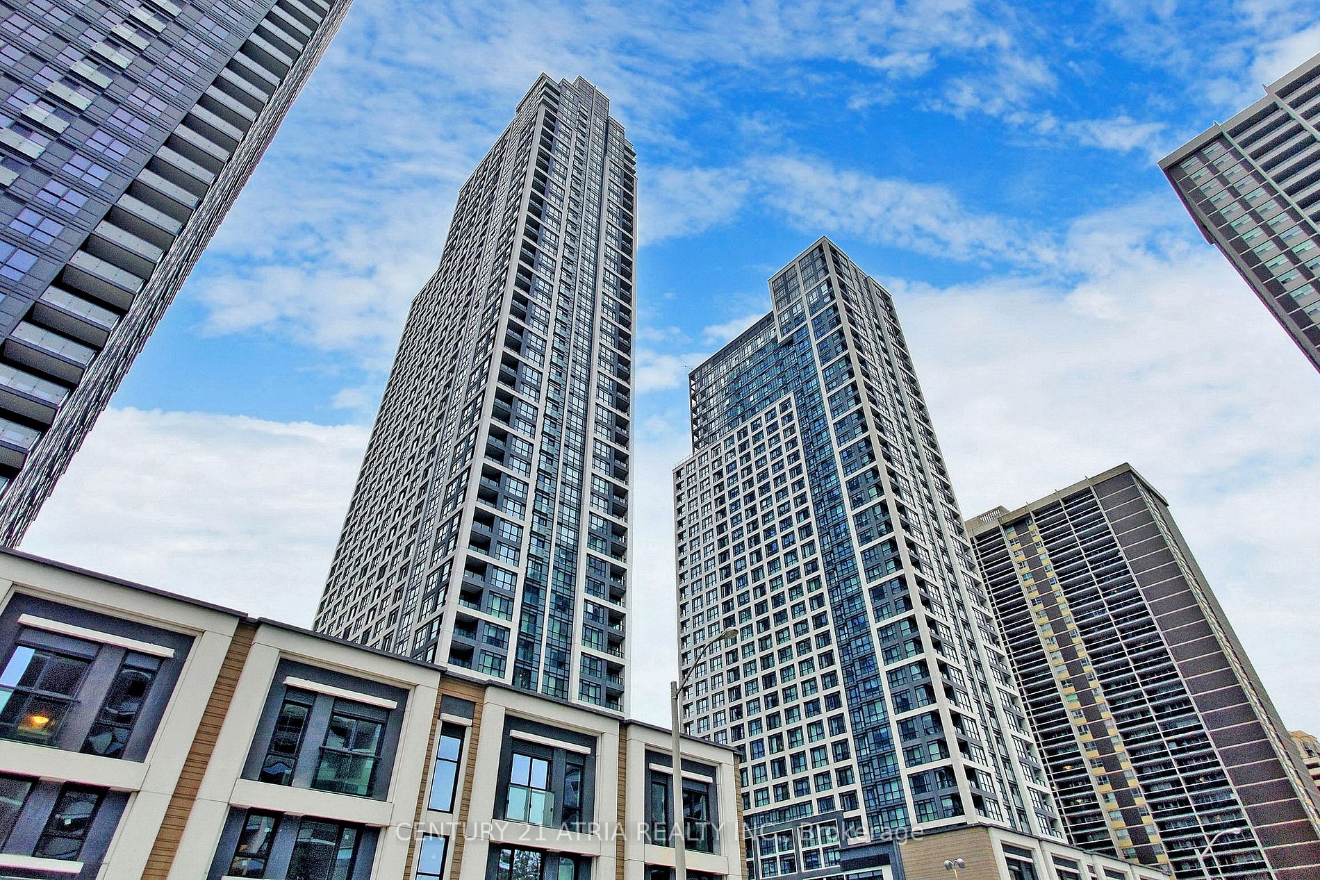 7 Mabelle Ave, #1501