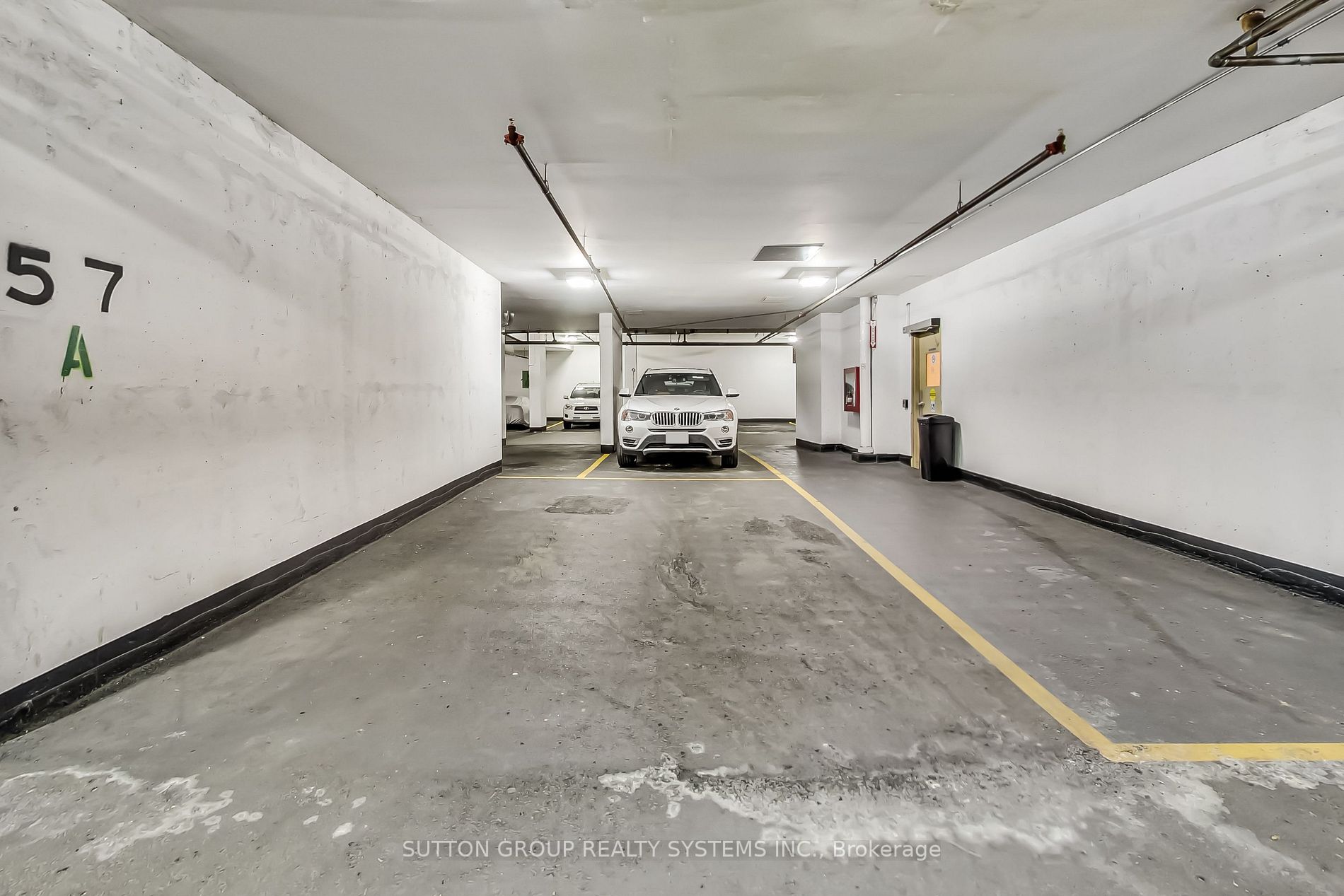 2585 Erin Centre Blvd, #1105
